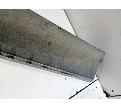 Накладка двери задняя левая нижняя