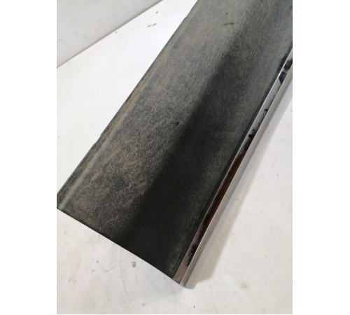 Накладка двери задняя левая нижняя