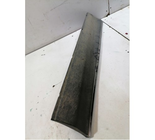 Накладка двери задняя левая нижняя