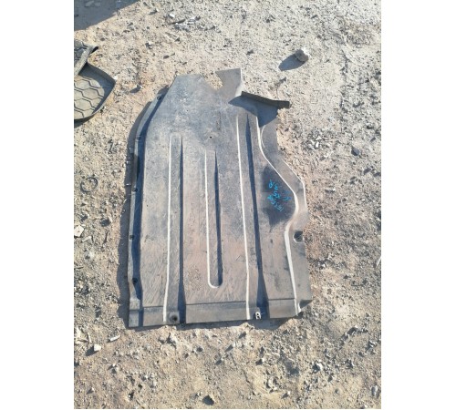 Защита днища задняя правая