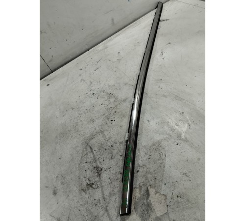 Уплотнитель стекла задний левый внешний