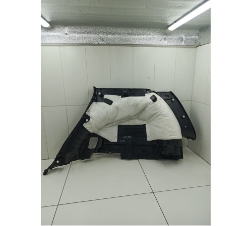 Обшивка багажника левая