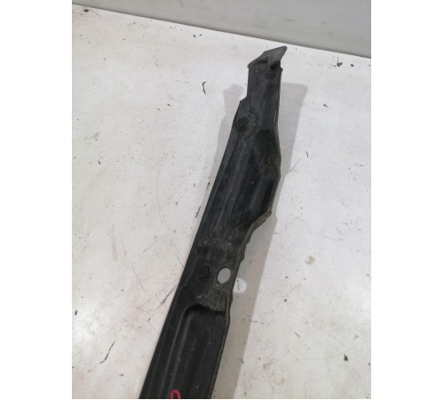 Пыльник крыла передний правый