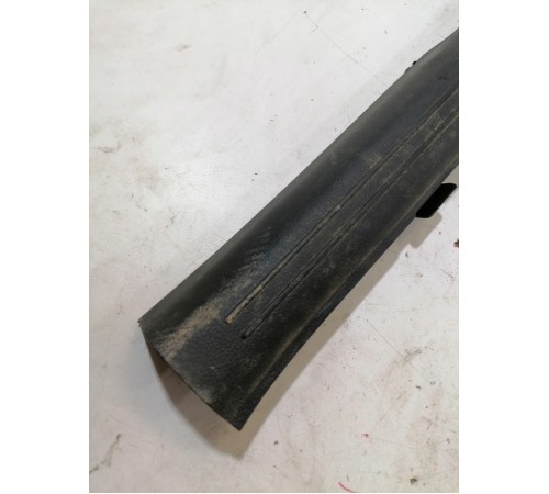 Накладка порога передняя левая внутренняя