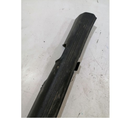 Накладка порога передняя левая внутренняя