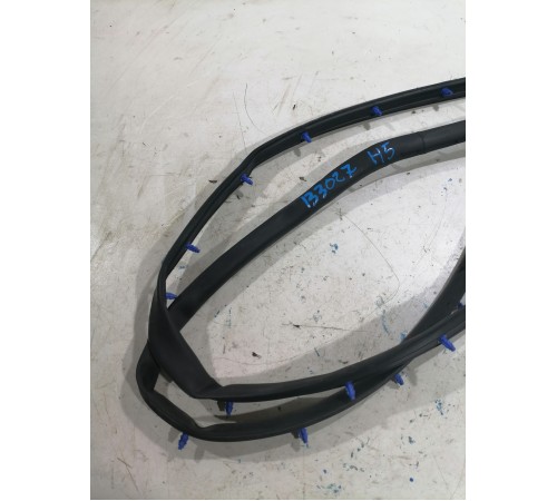 Уплотнитель передней панели