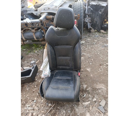Сиденье переднее правое
