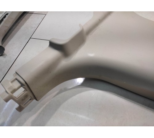 Обшивка центральной стойки (левая, нижняя)