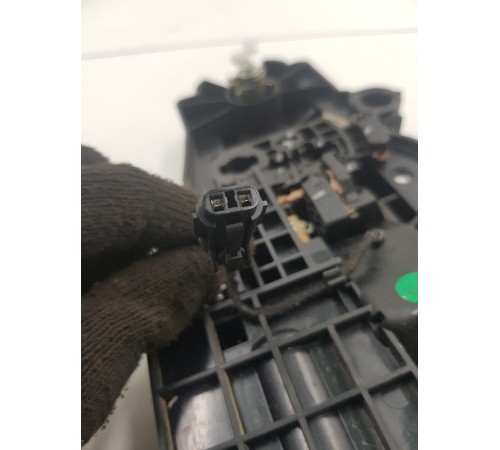 Ручка двери передняя левая внешняя