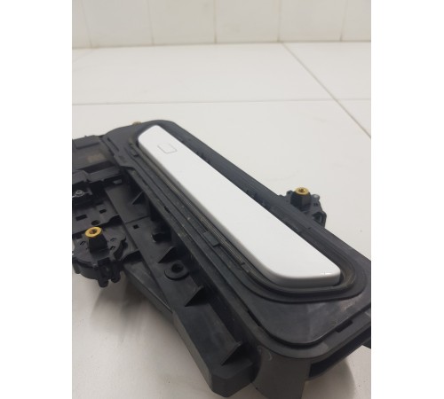 Ручка двери передняя левая внешняя