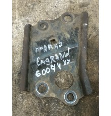 Кронштейн переднего стабилизатора правый