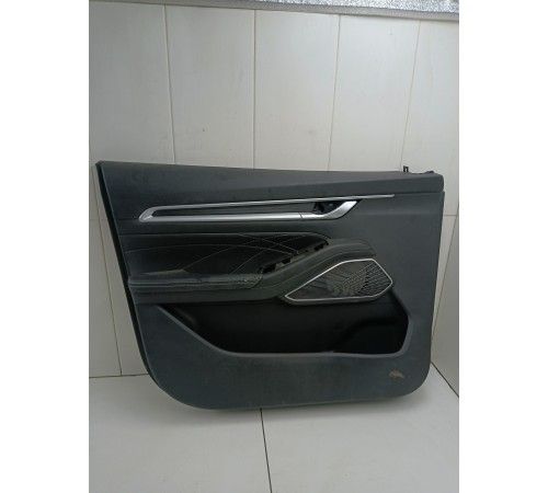 Обшивка двери передняя левая