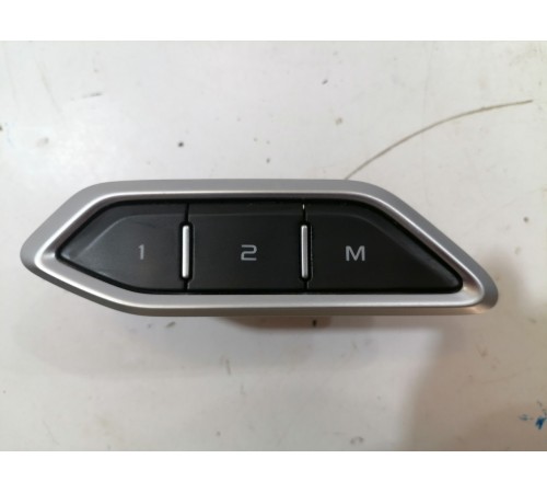 Блок кнопок памяти сиденья