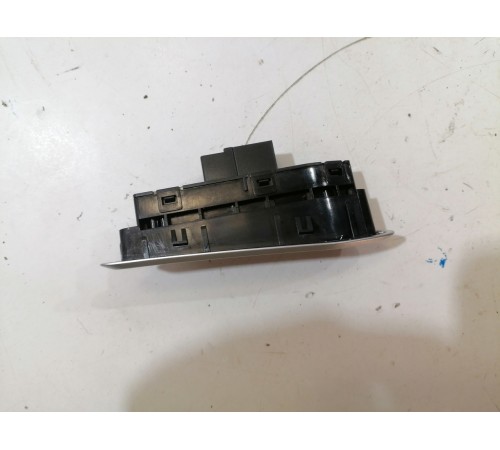 Блок кнопок памяти сиденья