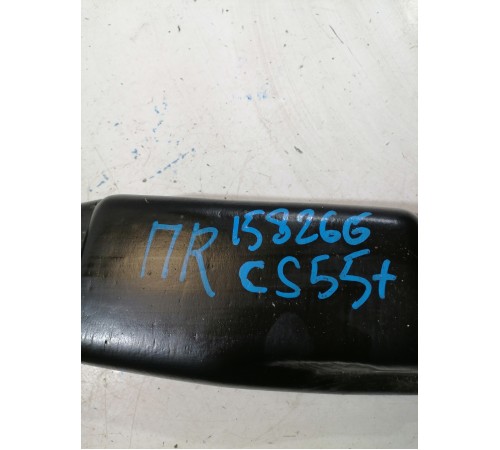 Уплотнитель крыла передний правый