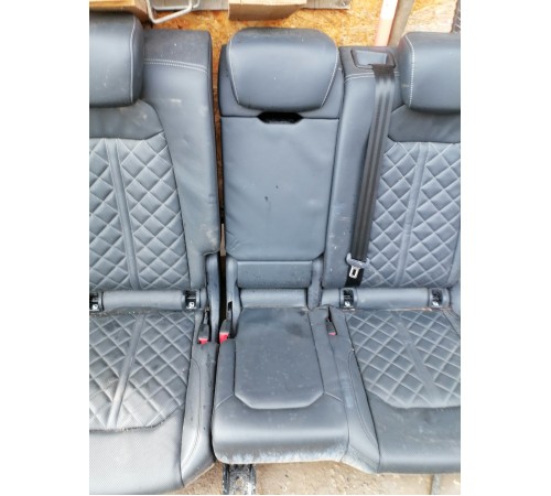 Задний ряд сидений