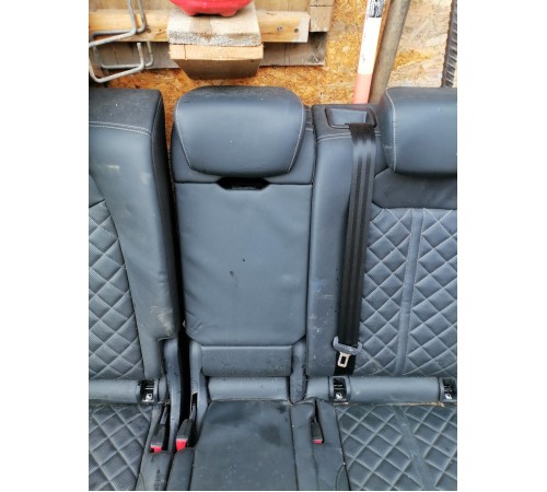 Задний ряд сидений