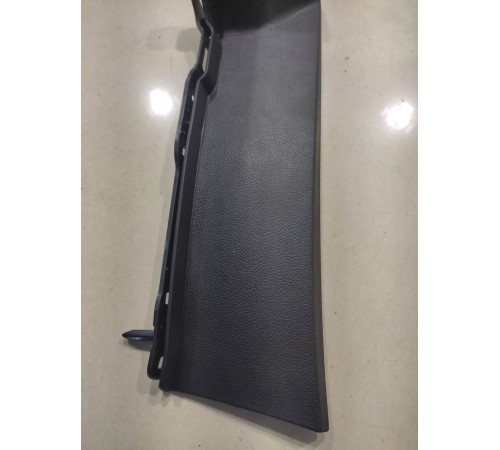 Накладка(пластик) салона передняя правая нижняя