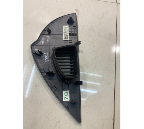 Боковая накладка торпеды (левая)