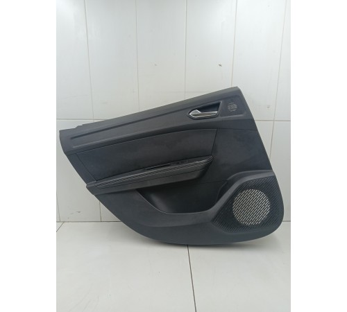 Обшивка двери задняя левая