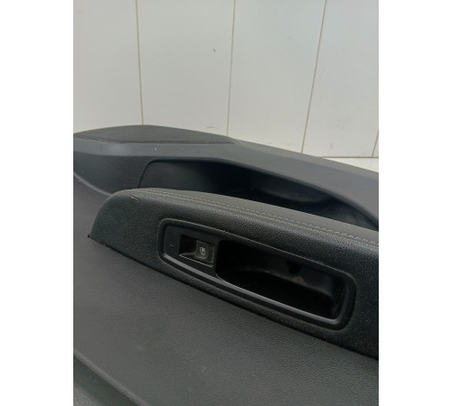 Обшивка двери задняя левая