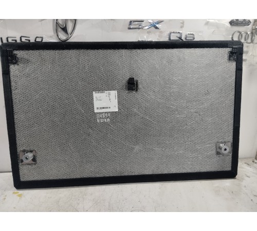 Панель пола багажника