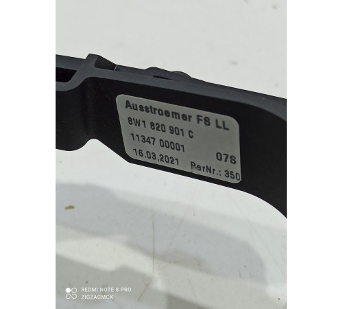 Воздушный дефлектор передний левый