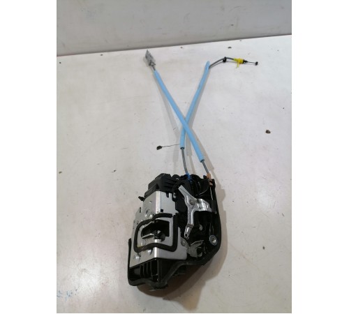 Замок двери передний правый