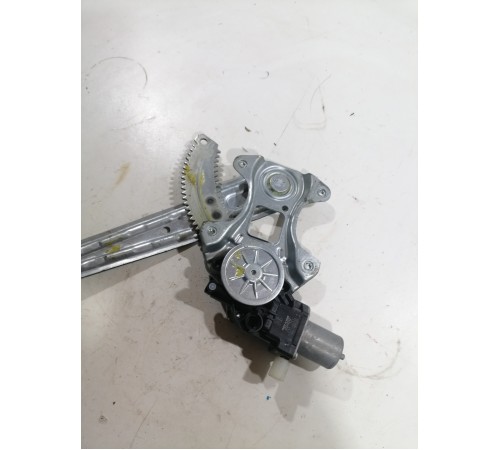 Стеклоподъемник правый задний