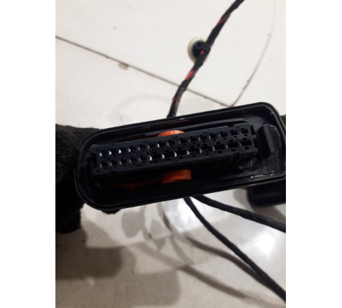 Электропроводка двери (задняя левая)