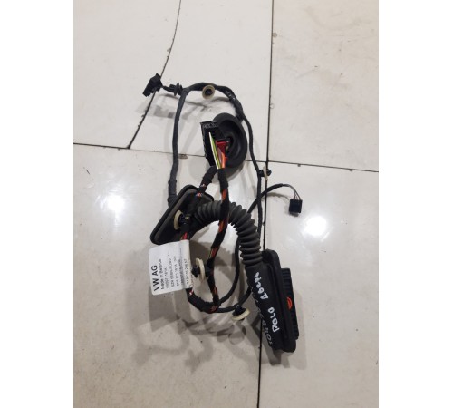 Электропроводка двери (задняя левая)