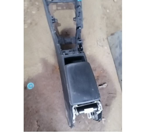 Подлокотник