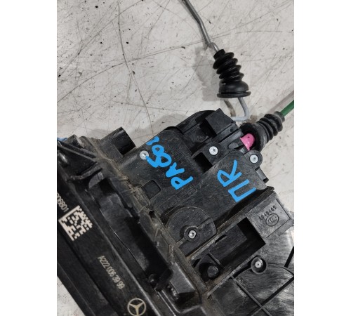 Замок двери передний правый