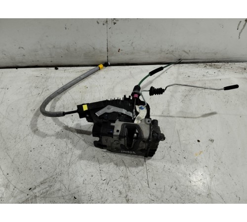 Замок двери передний правый