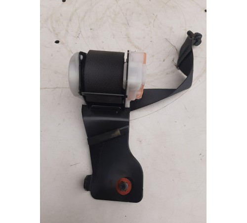 Ремень безопасности (задний правый)