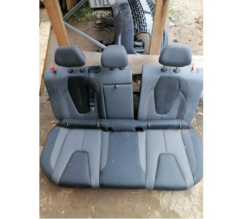 Задний ряд сидений