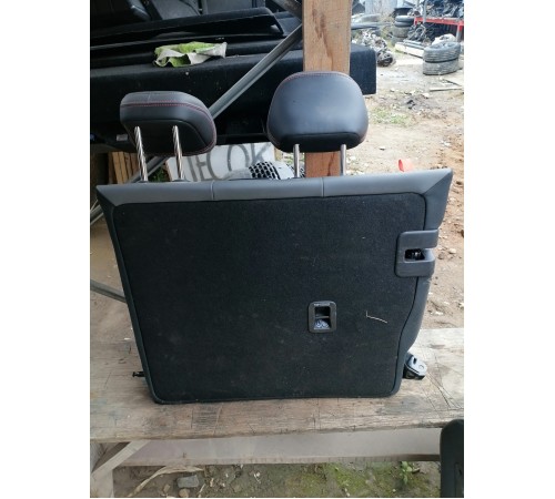 Задний ряд сидений