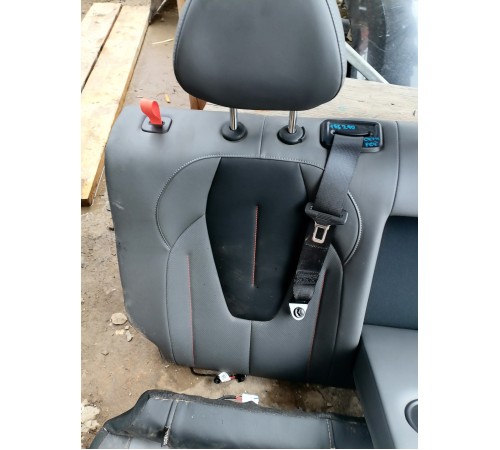 Задний ряд сидений