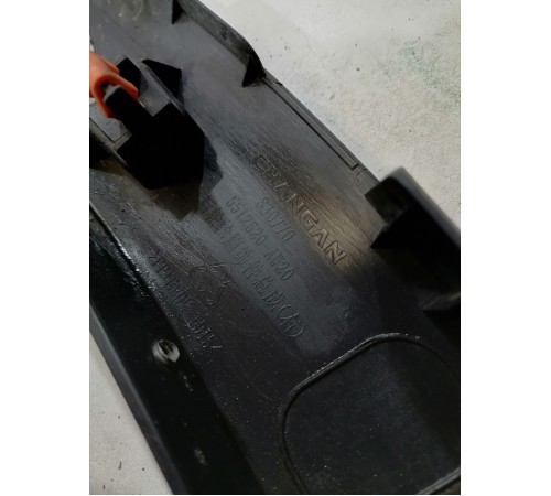 Накладка крыла задняя правая