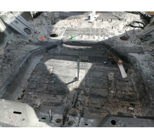 Ниша запасного колеса