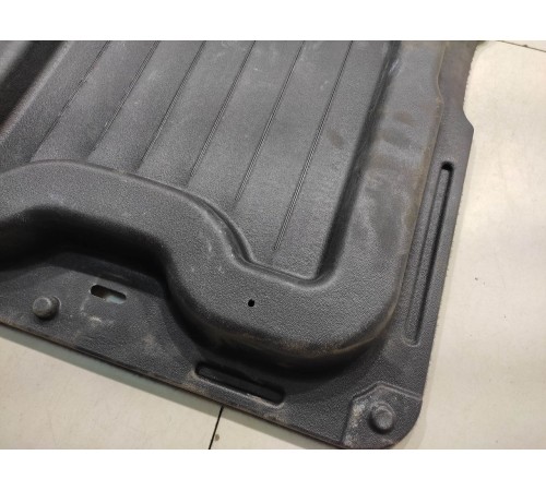 Пол багажника