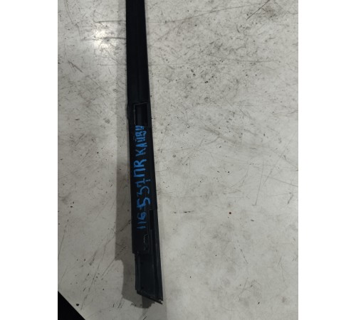 Молдинг стекла передний правый