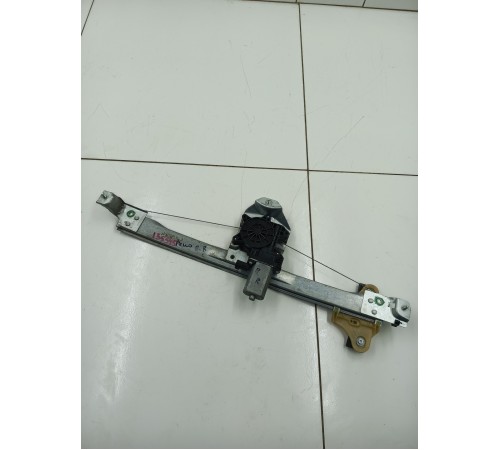 Стеклоподъемник передний правый