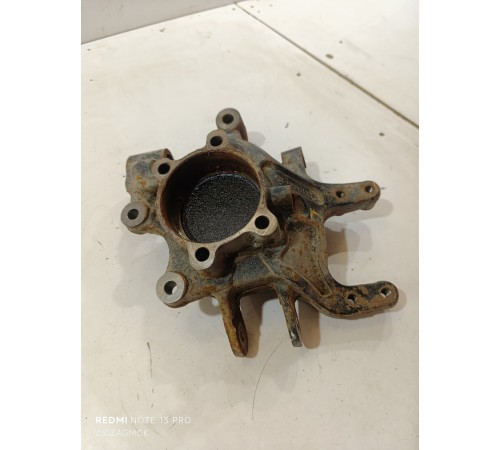 Кулак подвески задний левый, цапфа