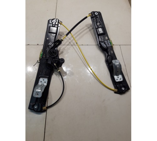 Стеклоподъёмник (задний, правый)