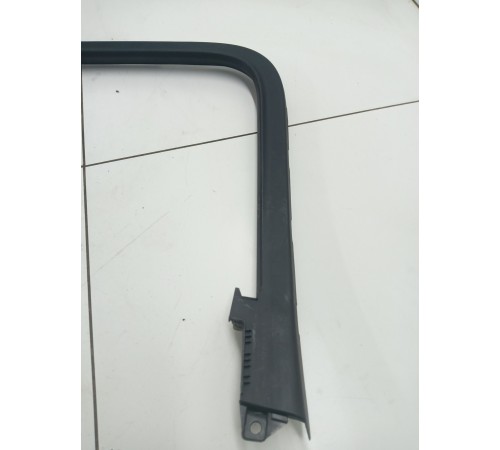 Накладка двери задняя левая