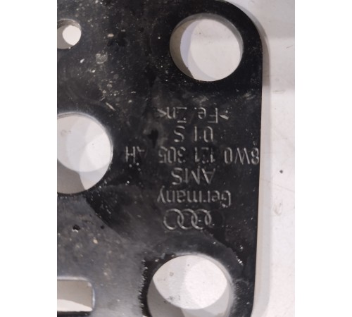 Кронштейн(крепление) дополнительного насоса охлаждающей жидкости