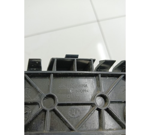 Кронштейн (крепление) крыла передний левый