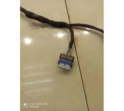 Электропроводка двери (передняя, левая)