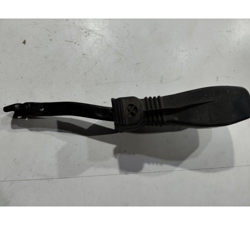 Ограничитель двери(задний правый)